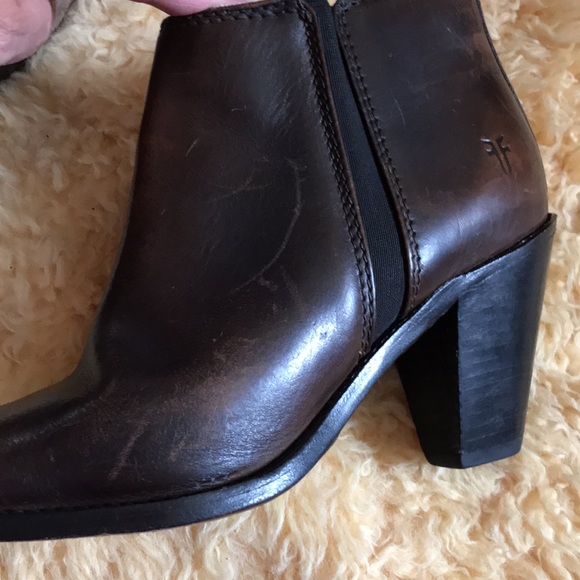 Beautiful FRYE ankle boots - Picture 8 of 12